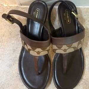 Coach Violett Low Wedge Sandals Size 8.5